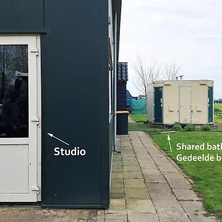 Rozenbottel Shared Bathroom דירה Hensbroek