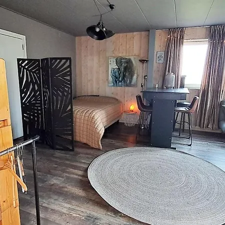 דירה Rozenbottel Shared Bathroom Hensbroek